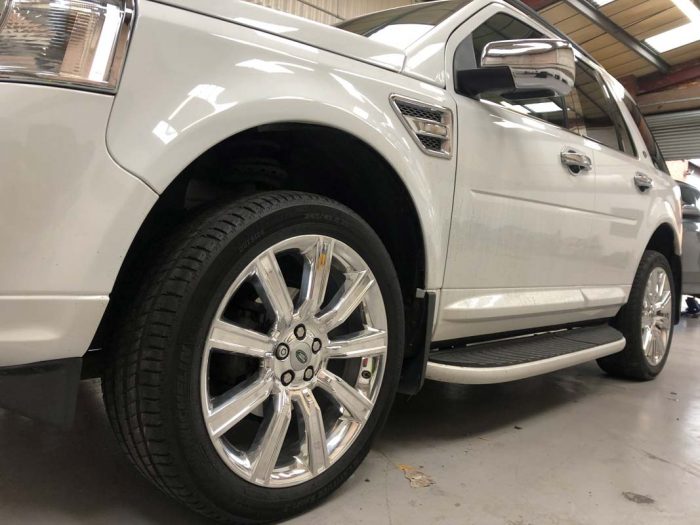 Shiny diamond cut alloy wheels in Birmingham.