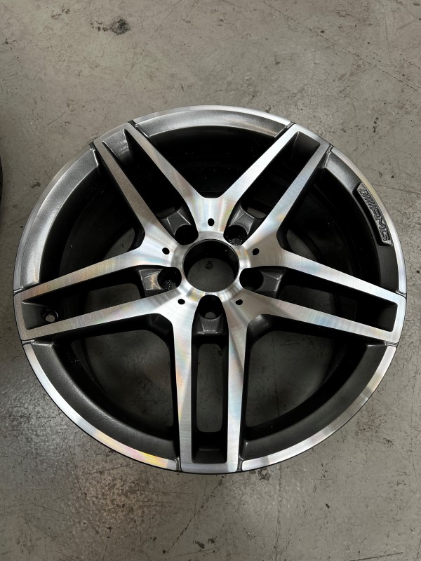 Diamond cut alloy wheels - silver finish